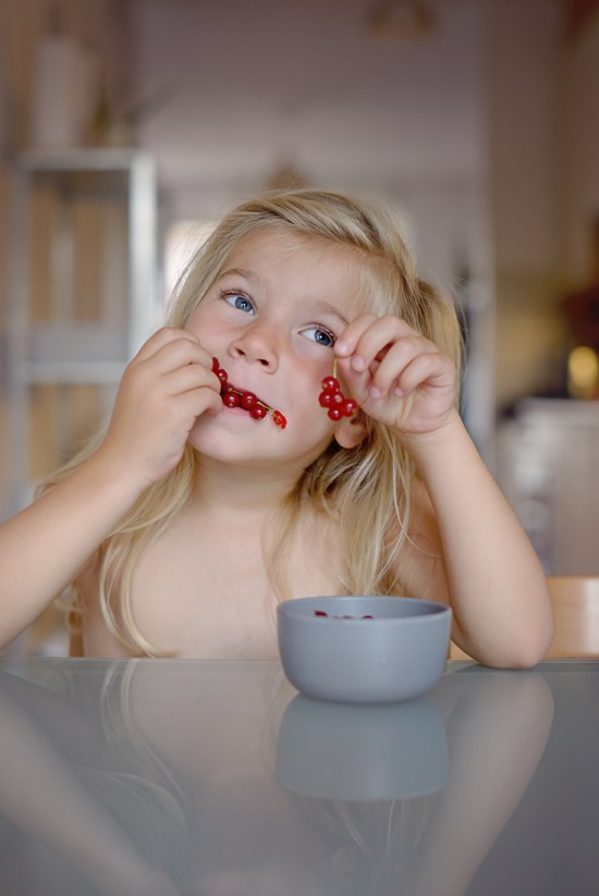 how-to-eat-redcurrant-copy