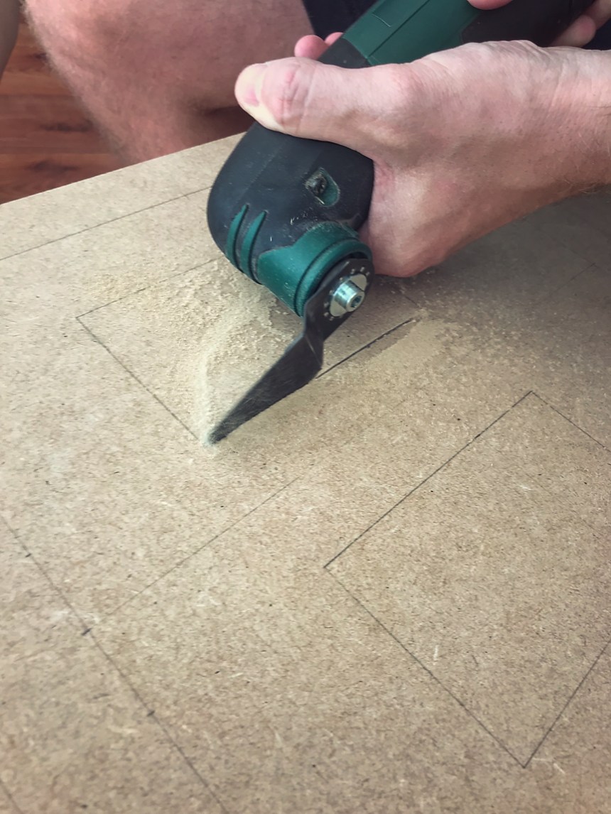 Casa de boneca no canal_03 copy